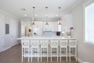 Bayberry Key - Waterfront Boutique Resort, Dock, Direct Water views! - Islamorada - 4