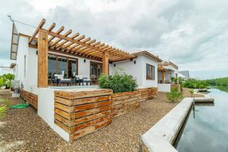 Tranquility and Mistico Beach Club plus Boat Shuttle - 6