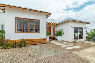 Tranquility and Mistico Beach Club plus Boat Shuttle - 8