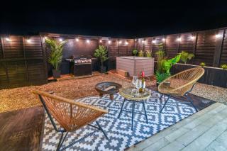 The Nest @The Outside Inn - Mountfield - 1