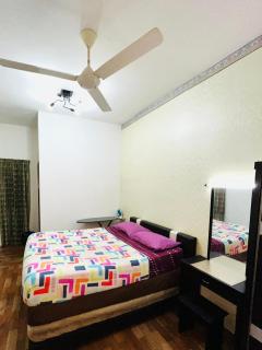 ANGGUN HOMESTAY Banting - Banting - 1