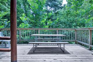 Rustic Cabin in Lake Monroe - 4