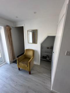 Rural Long Term Accommodation - Hillsborough - 4