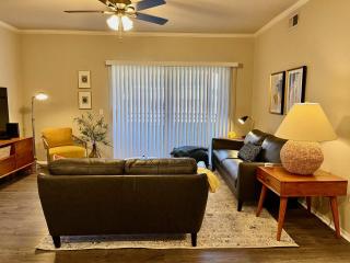 Gated Condo Heated Pool Spa Gym Near Zoo - Phoenix - 6