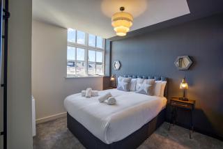 Renaissance 16 - 1 Bedroom Apartment in Southport - Southport - 0