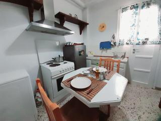 Quite & cozy apartment in Athens near metro - Atene - 1