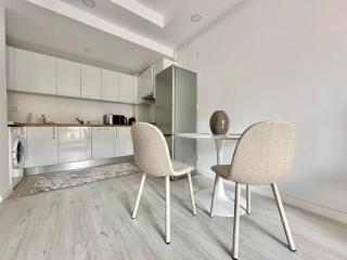 Double Studio B106 StayInn by Cosmopolis - Ştefăneştii de Jos - 7