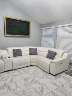 HoustonGem Private Pool & Hot Tub 20 Min to DT - 7