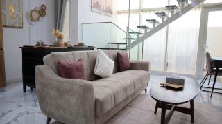 Aurora Your 2BR Duplex Transit Apartment in Masdar City - Abu Dhabi - 0