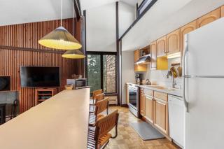 Peak 8 Village 43 by Great Western Lodging - 1