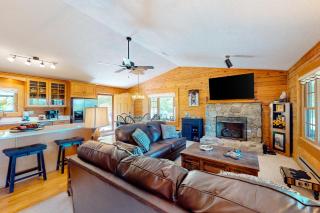 Blue Spruce Retreat - Waynesville - 9