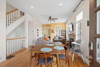 Mtn Views Hot Tub Close to Asheville - 1