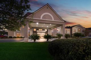 Red Roof Inn & Suites Albany, GA - 5