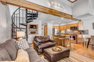 Sawmill Creek Condo 314 by Great Western Lodging - 3