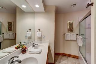 Sawmill Creek Condo 405 by Great Western Lodging - 2