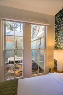 The Magnolia Retreat in Historic Savannah 1BR - 2