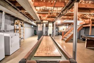 Entire House Walkable to Niagara Falls and Aquarium - 2