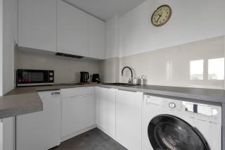 Warsaw Wola Studio - 9th Floor, City View - by Rentujemy - 6