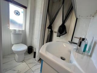 Nifty 2 bedroom flat in Goswell Rd - 1