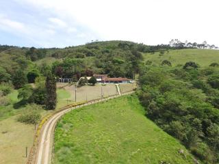 Sítio Vale da Colina-Nazaré Paulista com 3 casas - Nazaré Paulista - 9