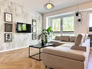 Modern Apartment - für Freunde & Familien, stadtnah, Parkplatz, E-Ladestation, Gitterbox für Fahrräder, Fitnessstudio, digitale Gästemappe mit Restaurant- und Unternehmenstipps - Coblença - 2