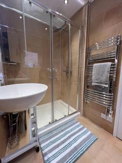 Duplex Apartment in Greater Manchester - 3