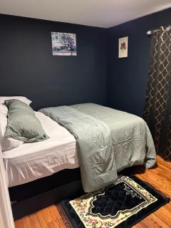Fidelia Beryl Room, Queen Bed Minutes from Newark Liberty International Airport and Newark Penn Station - Irvington - 6