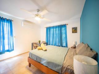 Room in Guest room - 2br Caribbean Condo In Cabarete Center - Cabarete - 4