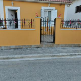 ΜΟΝΟΚΑΤΟΙΚΙΑ ΑΝΕΞΑΡΤΗΤΗ ΣΕ ΚΕΝΤΡΙΚΟ ΔΡΟΜΟ - Lixouri - 7
