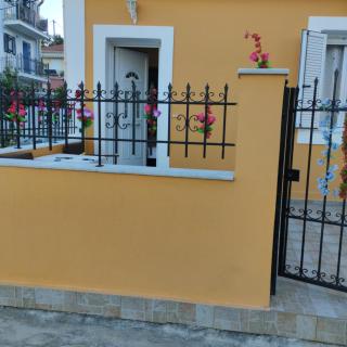 ΜΟΝΟΚΑΤΟΙΚΙΑ ΑΝΕΞΑΡΤΗΤΗ ΣΕ ΚΕΝΤΡΙΚΟ ΔΡΟΜΟ - Lixouri - 8