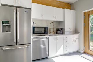 Unique Grand Junction Guest Suite with Gas Fire Pit! - 9