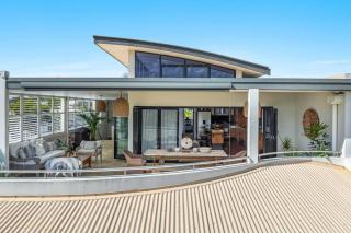 Sophie's Place ReLaunch - Luxury Penthouse - 2