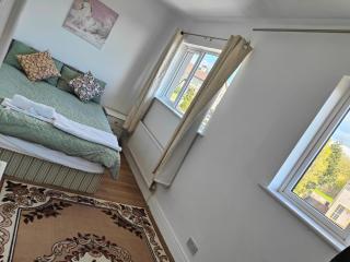 Town Center 3Room House free parking - Letterkenny - 1