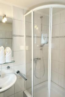 Charmantes und ruhiges Ferienhaus - Strandnah und ideal für große Gruppen - mit Fahrradunterstellplatz und Parkplatz - Scharbeutz - 3