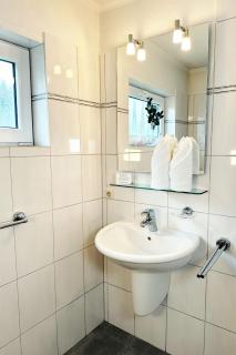 Charmantes und ruhiges Ferienhaus - Strandnah und ideal für große Gruppen - mit Fahrradunterstellplatz und Parkplatz - 5