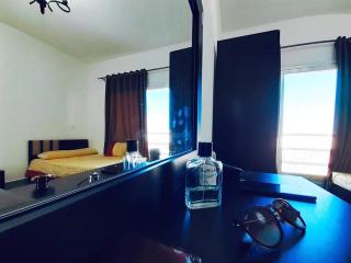 AMWAj - 2