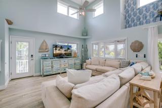 Golf Cart included, 3 houses from the beach with private heated pool & spa - Holmes Beach - 6