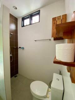 Maria's Guest House, Restaurant & Bar - Strand Rawai - 3