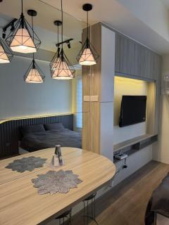 Studio Unit 5 mins to IT Park with Pool, Wifi & Netflix - Città di Cebu - 6