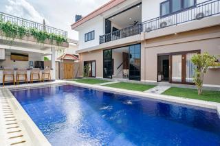 Villa Crystal Seminyak 4 Bedroom Private Pool Villa - 0
