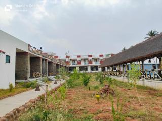HAMPI DELMONT RESORT - Hampi - 0