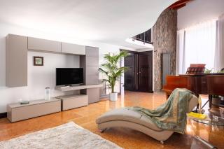 Behind the Cathedral apt - Palermo - 1