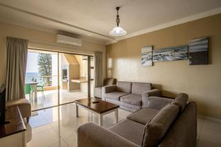 Saints View Resort Unit 11 - Uvongo Beach - 9