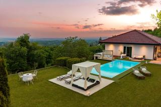 Villa Plešivica view - Infinity Pool & Private Spa - 9