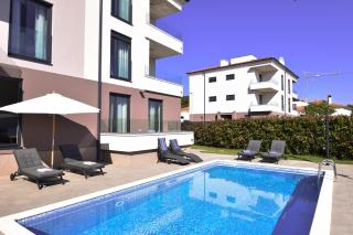 Luxury apartment Faro with sea view and swimming pool - Premantura - 9