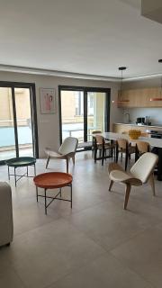 Ref HELV Palmes dProperties - Cannes - 9