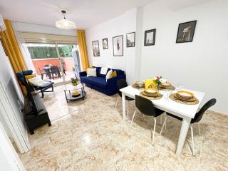 Yellow Apartment Lloret - Lloret de Mar - 4