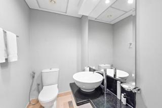 First Class 1BR Modern & Stylish Living - 1