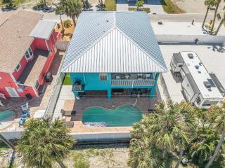 Inn-2-Blue - 155 Jefferson St home - Fort Myers Beach - 1