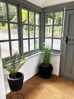 Fabulous Malvern Townhouse - 3